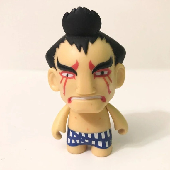 Kidrobot Street Fighter Ryu and Honda Capcom Vinyl 3 Inch  Tall Figures - Picture 11 of 16